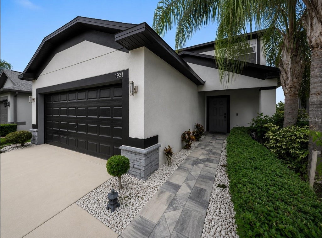 Photo of 1921 Hawks View Drive, Ruskin, FL 33570 (MLS # A4700102)