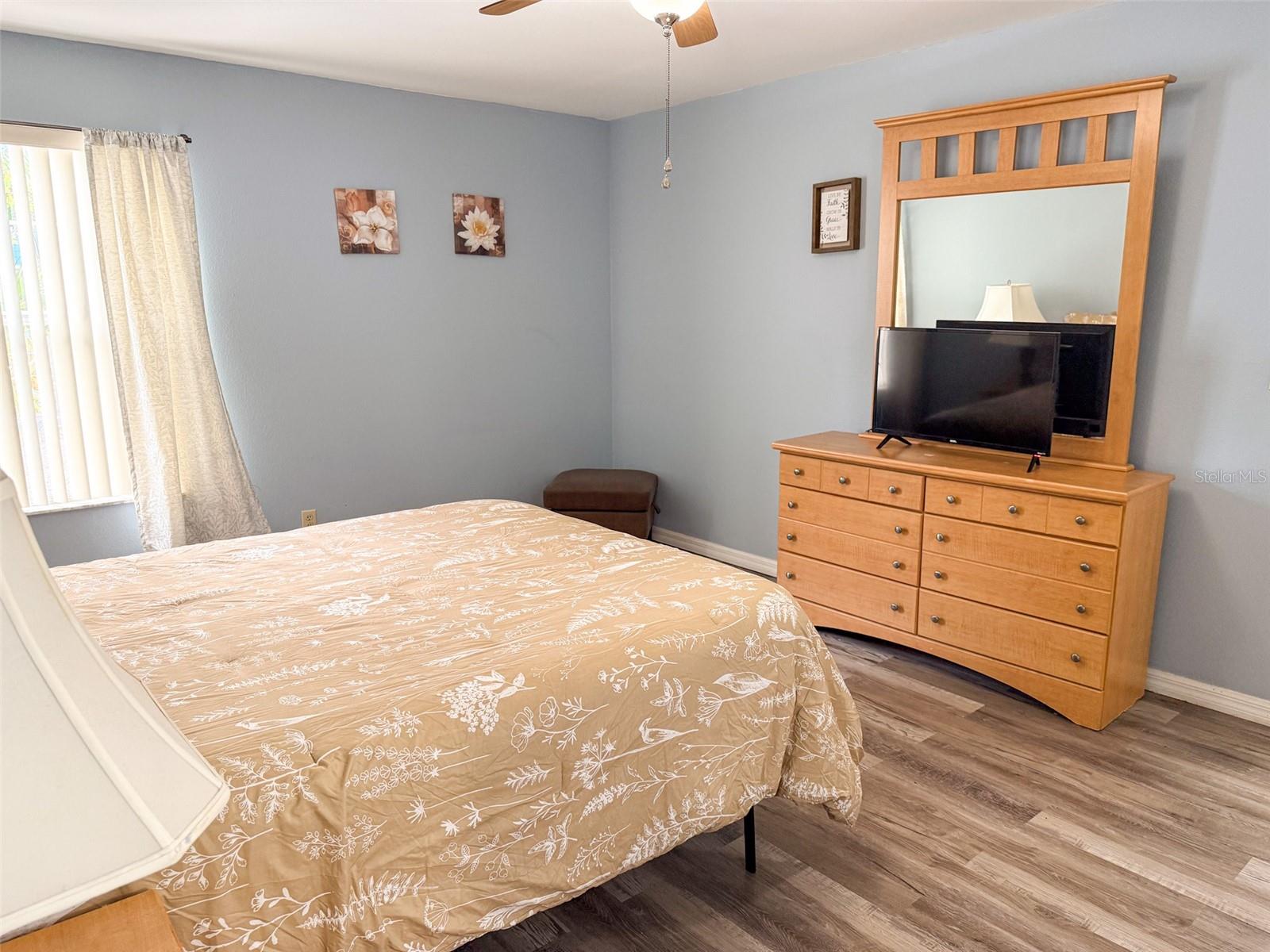 VILLAS AT SOMERSET THE - Residential