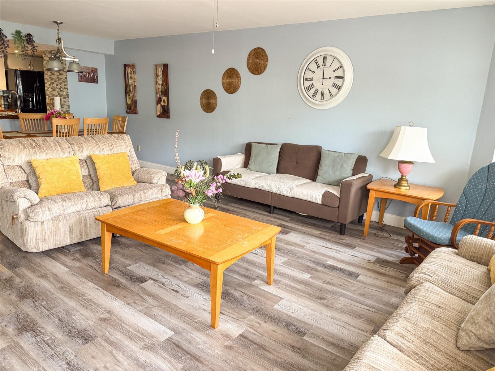 VILLAS AT SOMERSET THE - Residential