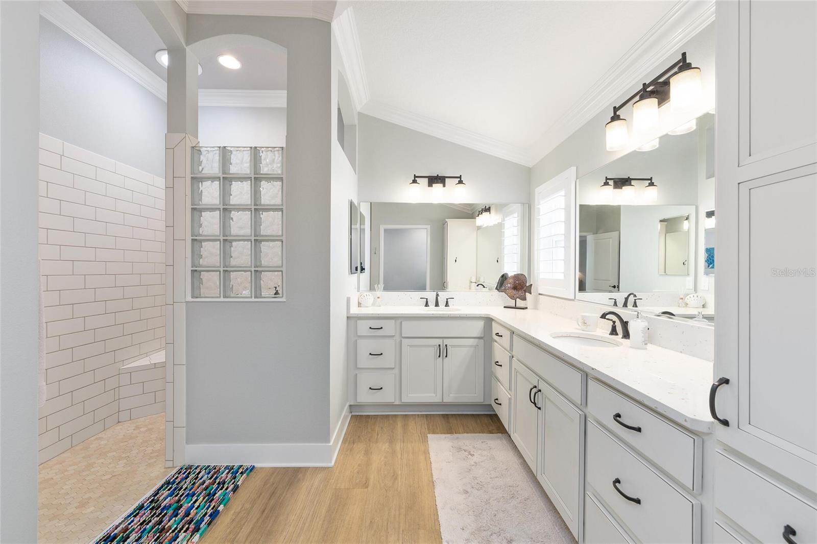 SOUTHERN OAKS UN 18 - Residential