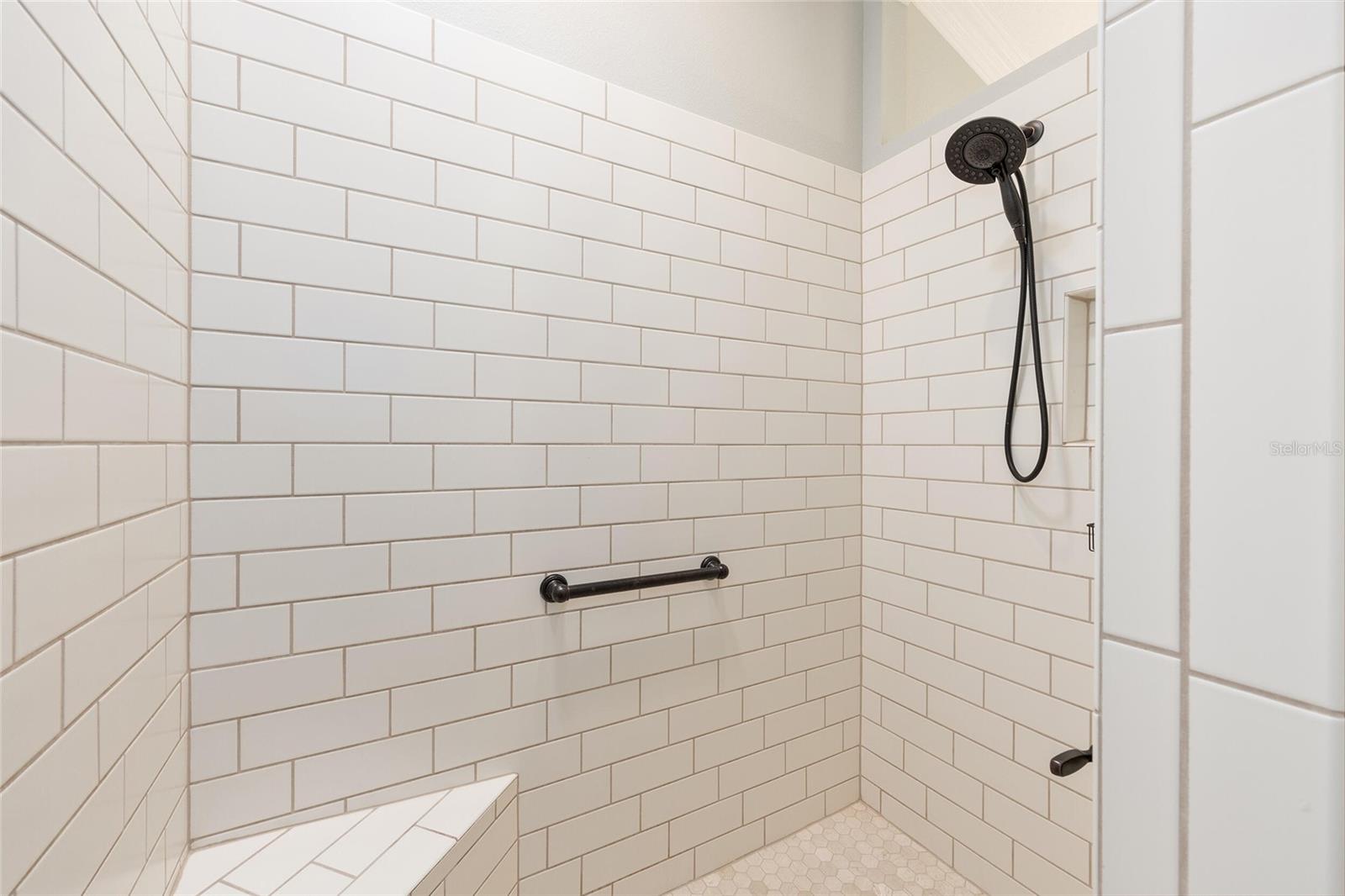 SOUTHERN OAKS UN 18 - Residential