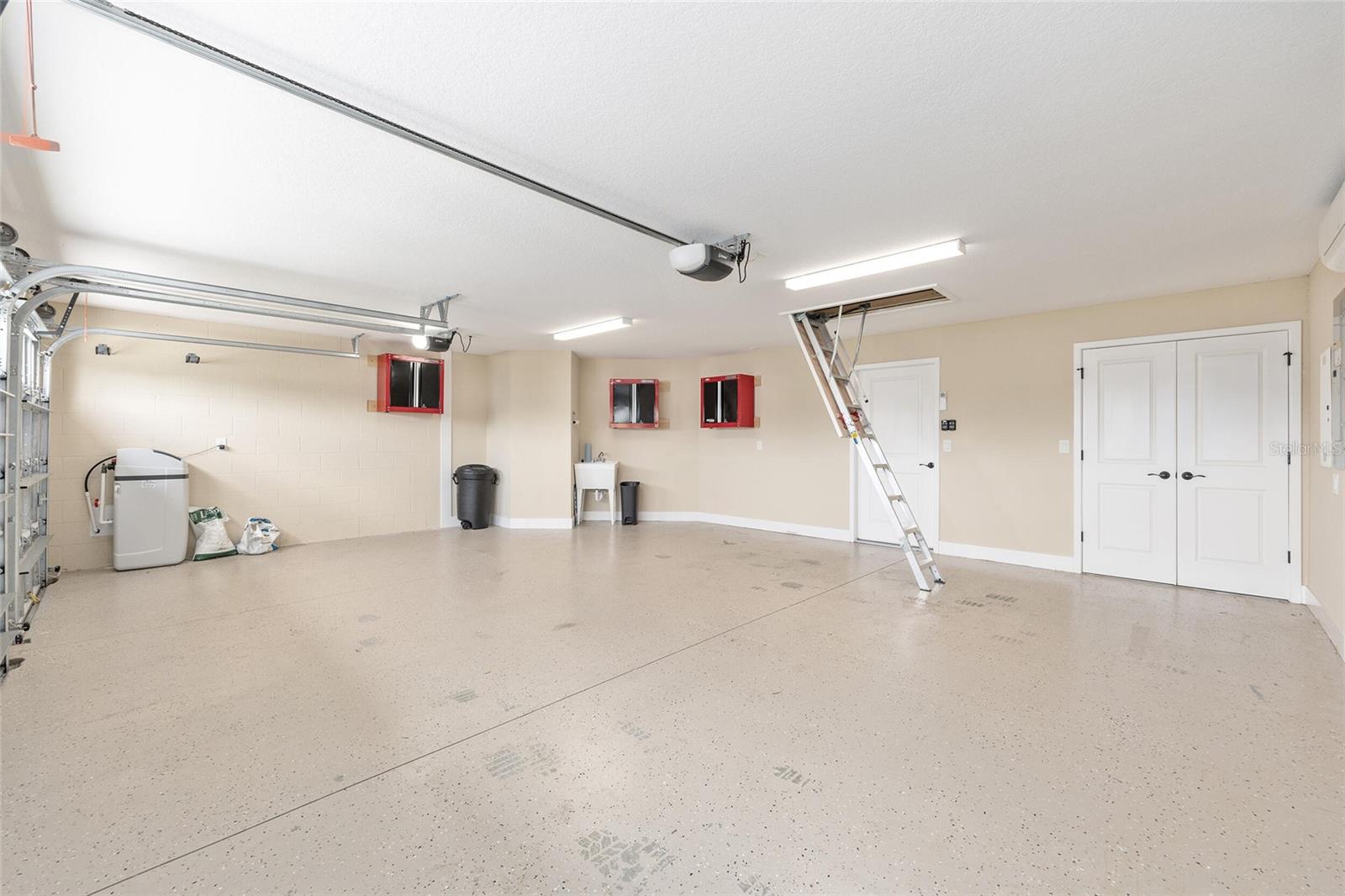 SOUTHERN OAKS UN 18 - Residential