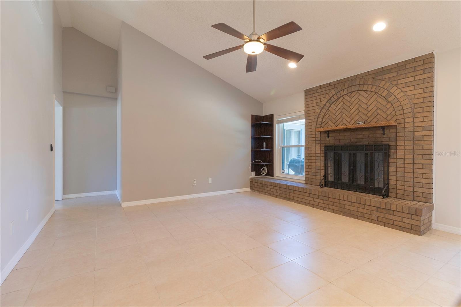 BLOOMINGDALE SEC D UNIT - Residential