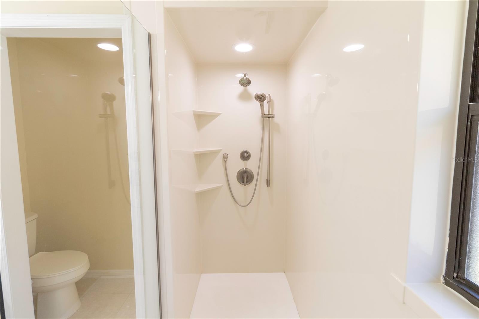 BLOOMINGDALE SEC D UNIT - Residential