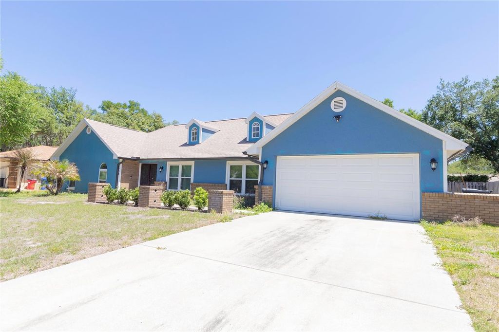 Photo of 3908 Rosedale Drive, Brandon, FL 33511 (MLS # TB8498735)