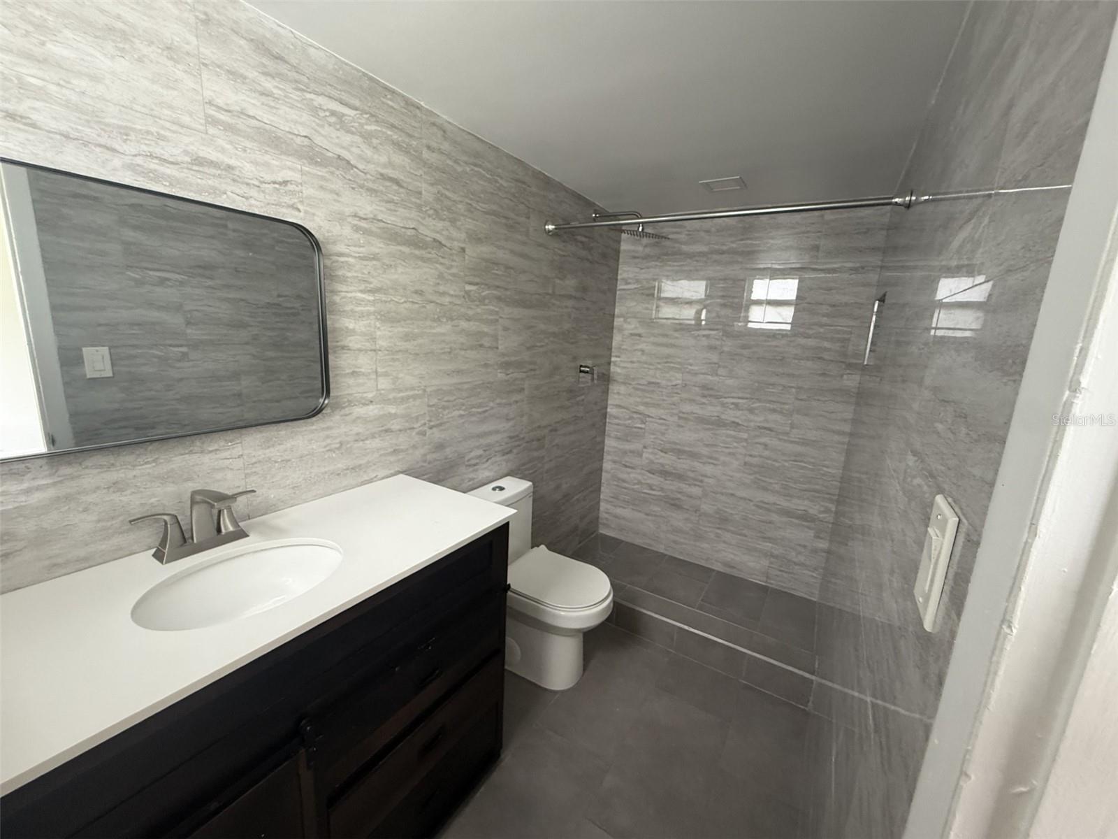 ROLLING GREEN CONDO - Residential