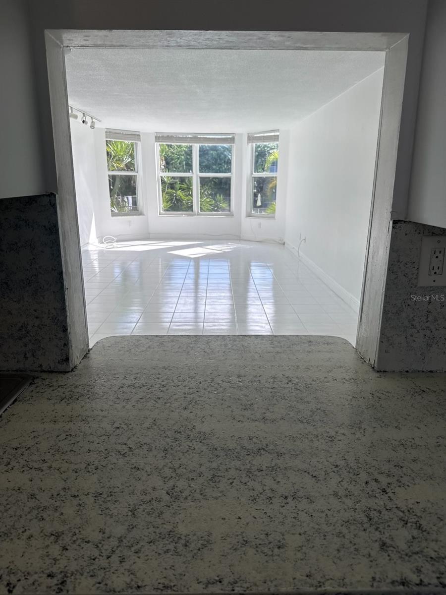 ROLLING GREEN CONDO - Residential