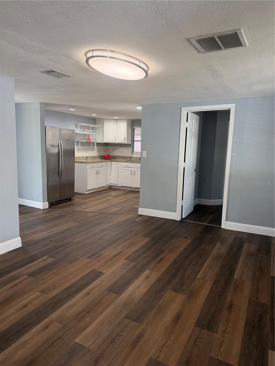 RICHEY LAKES - Residential