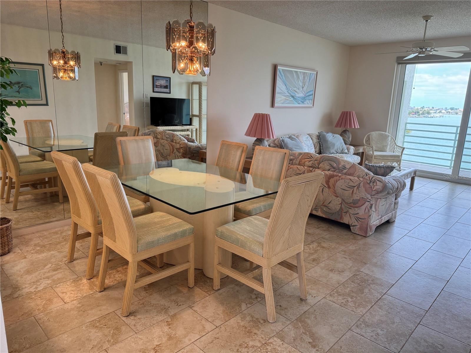 HARBOURSIDE CONDO - Residential