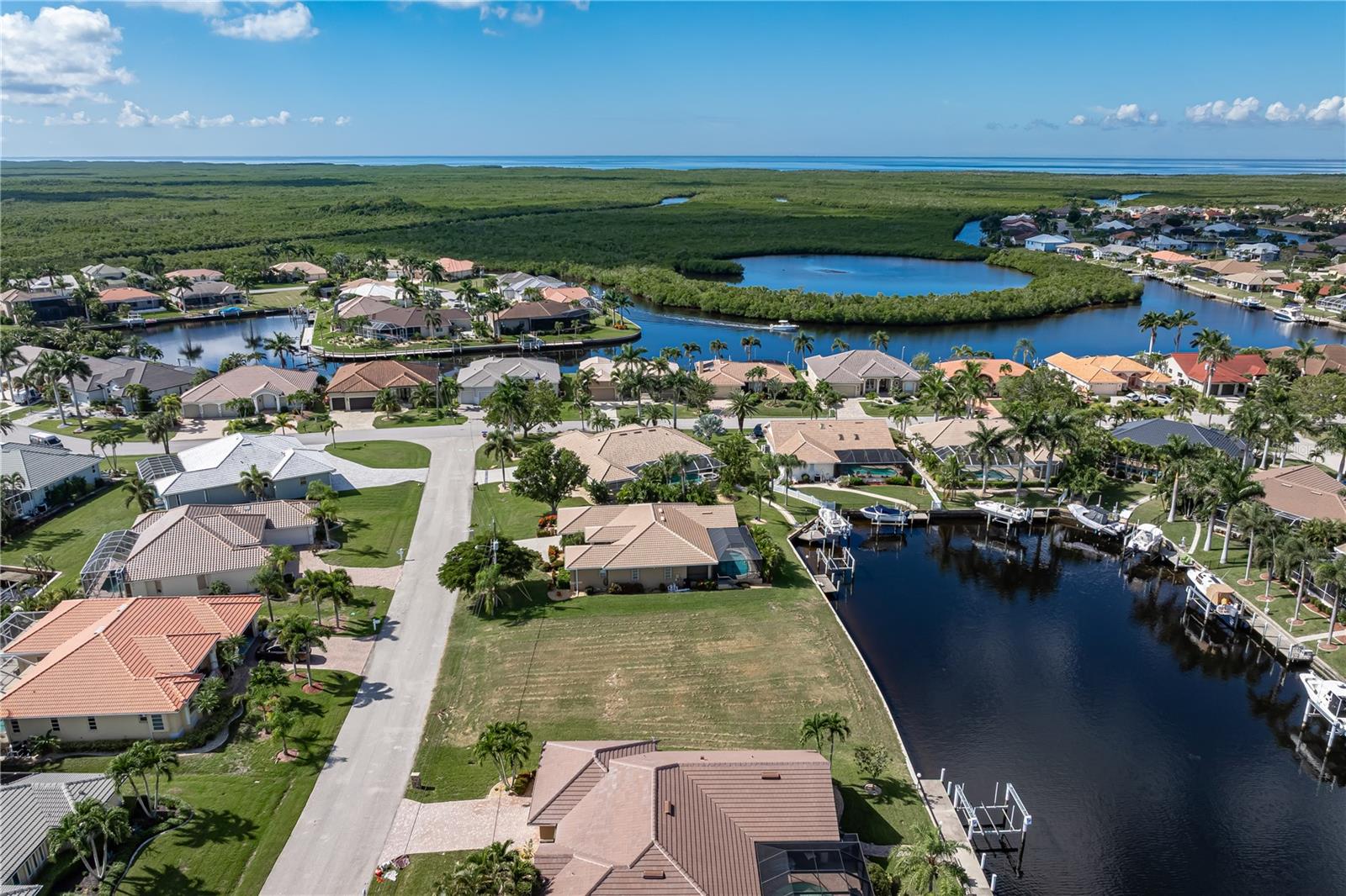 PUNTA GORDA ISLES SEC 15 - Land