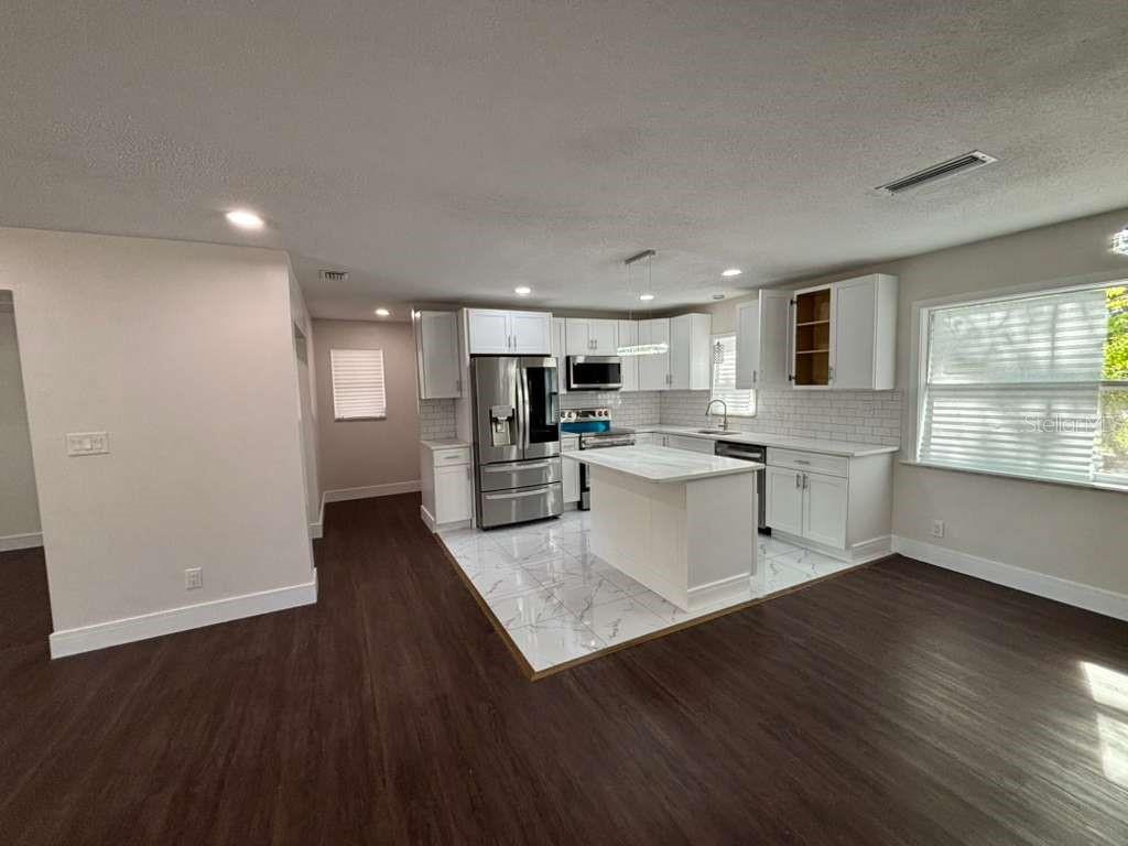 CEDAR HIGHLAND UNIT 01 - Residential