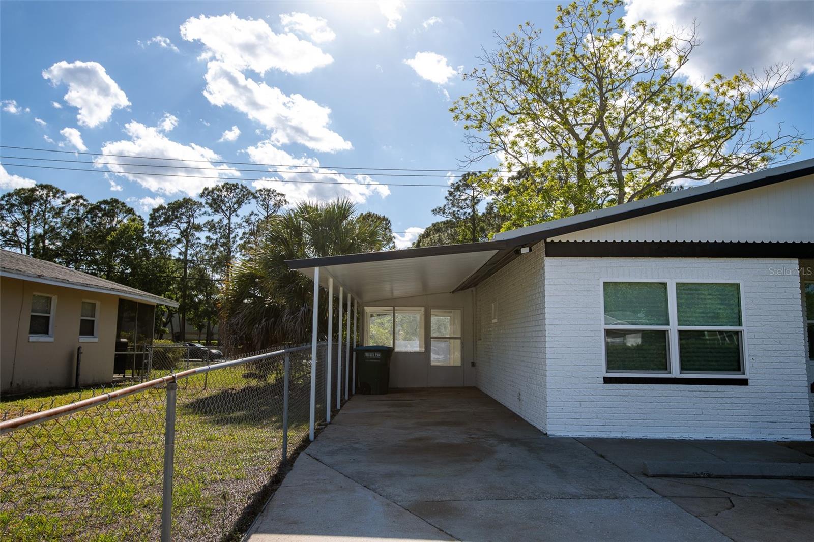 1070 N LIBBY COURT