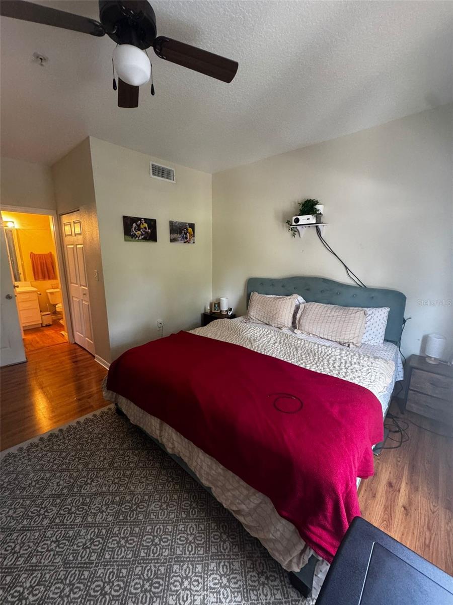 THE PINNACLE AT CARROLLWOOD A - Residential