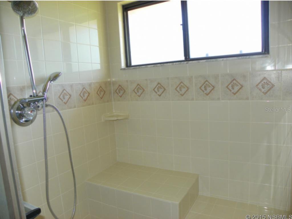 Sandpiper Lake At Pelican Bay Condo Ph 02-05 - Residential