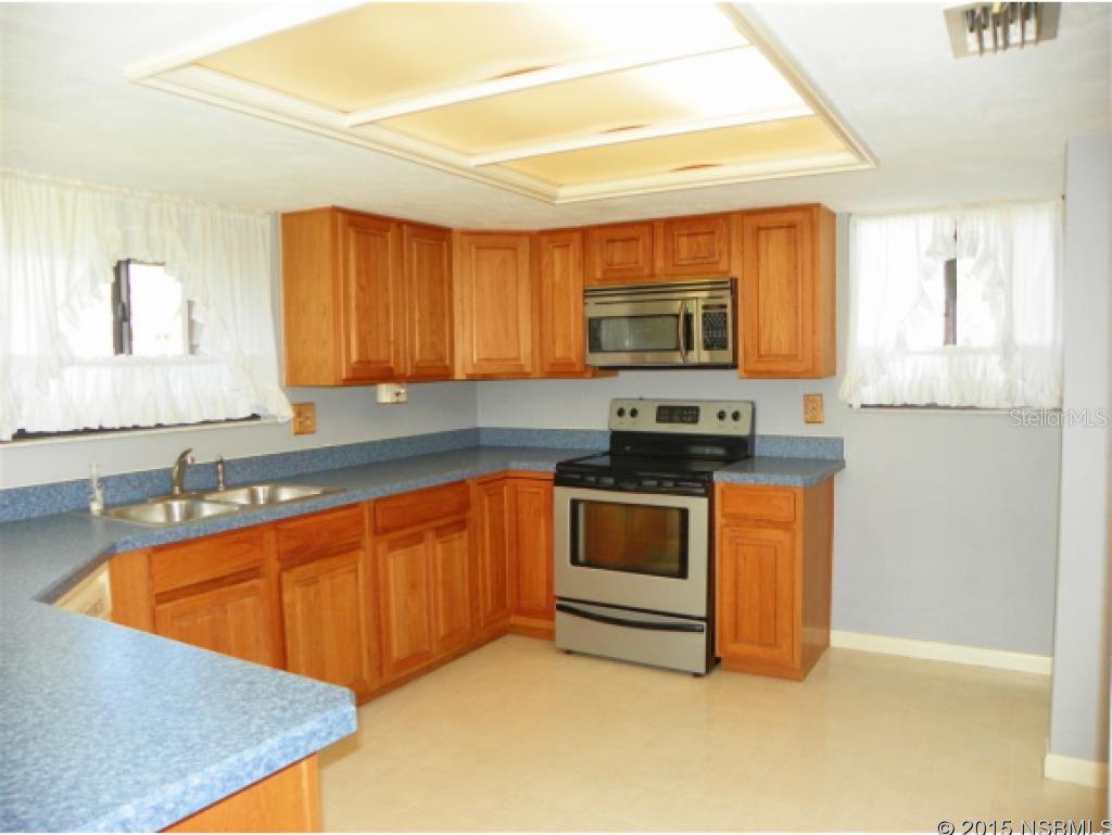 Sandpiper Lake At Pelican Bay Condo Ph 02-05 - Residential