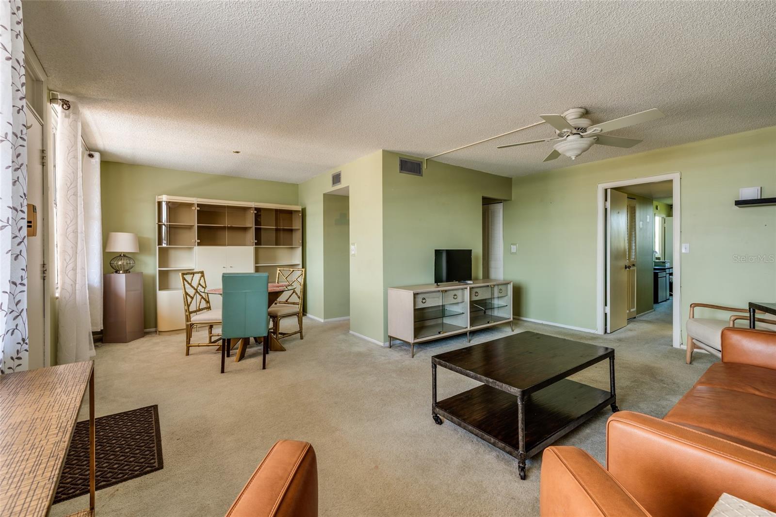 WINSTON PARK NORTHEAST - Residential