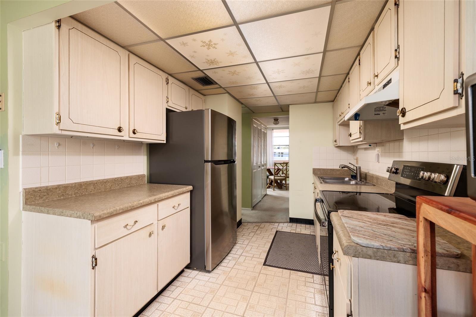 WINSTON PARK NORTHEAST - Residential