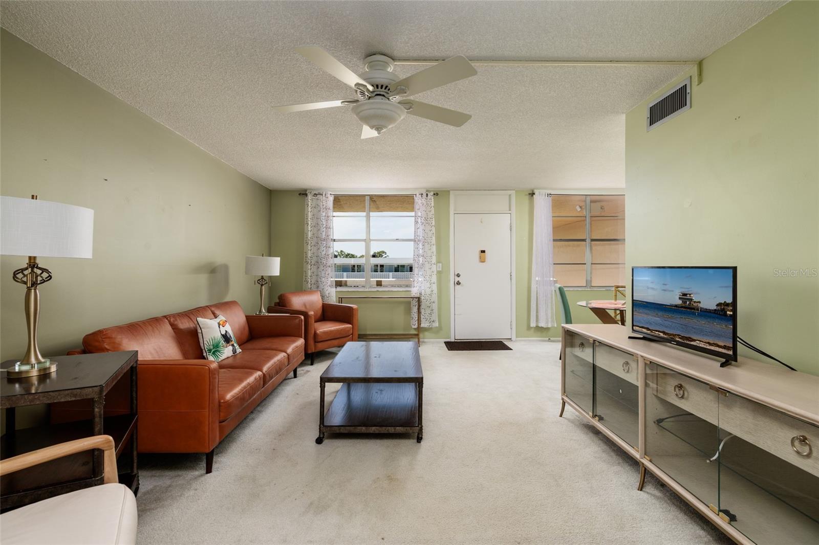 WINSTON PARK NORTHEAST - Residential