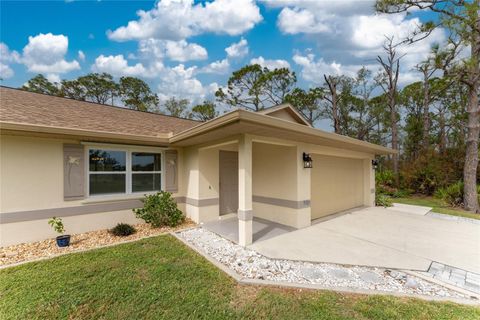 A home in PORT CHARLOTTE