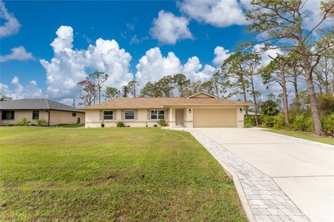 A home in PORT CHARLOTTE