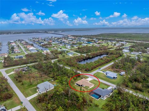 A home in PORT CHARLOTTE