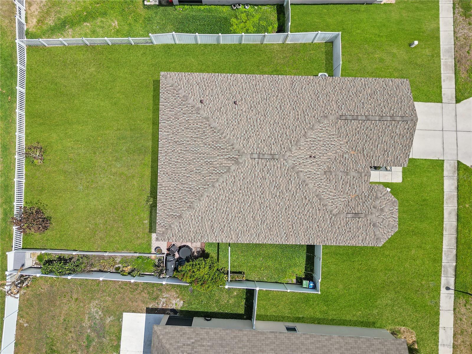 LAKESIDE LANDINGS PH 01 - Residential