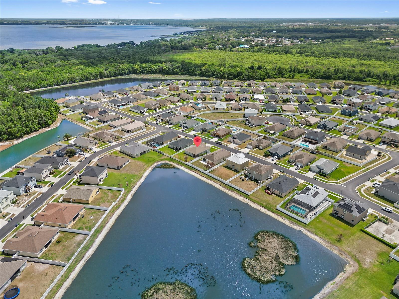 LAKESIDE LANDINGS PH 01 - Residential