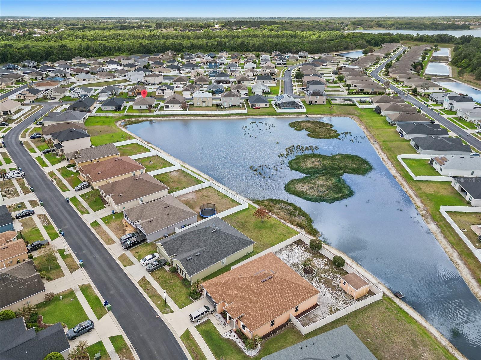 LAKESIDE LANDINGS PH 01 - Residential