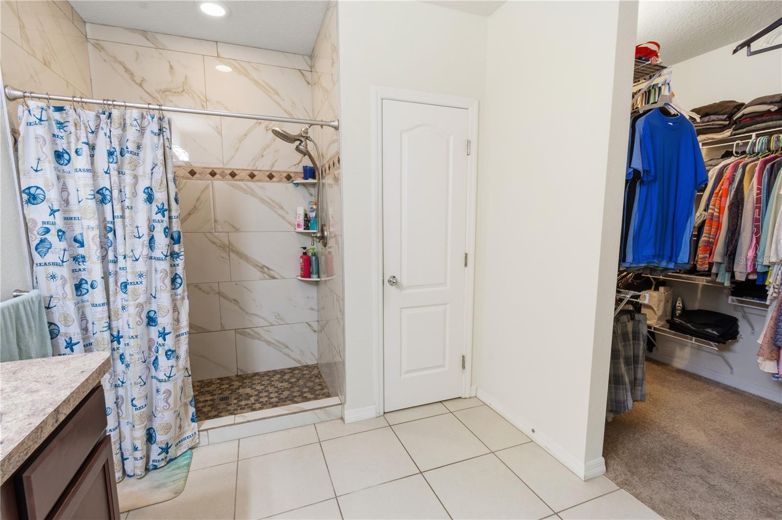 LAKESIDE LANDINGS PH 01 - Residential