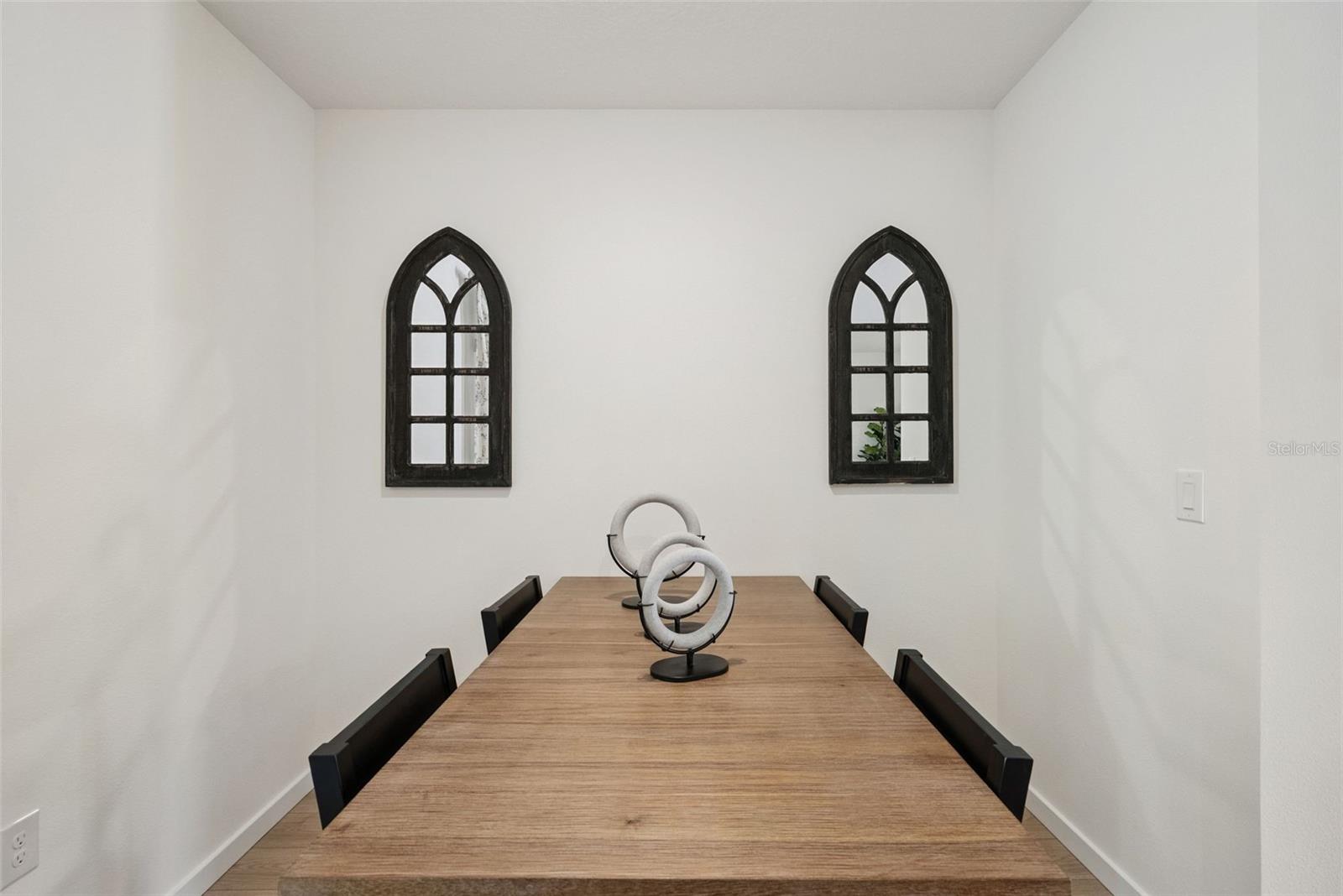 OAK POINTE - Residential