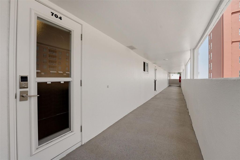 Photo of 33 S Gulfstream Avenue #704, Sarasota, FL 34236 (MLS # A4691764)