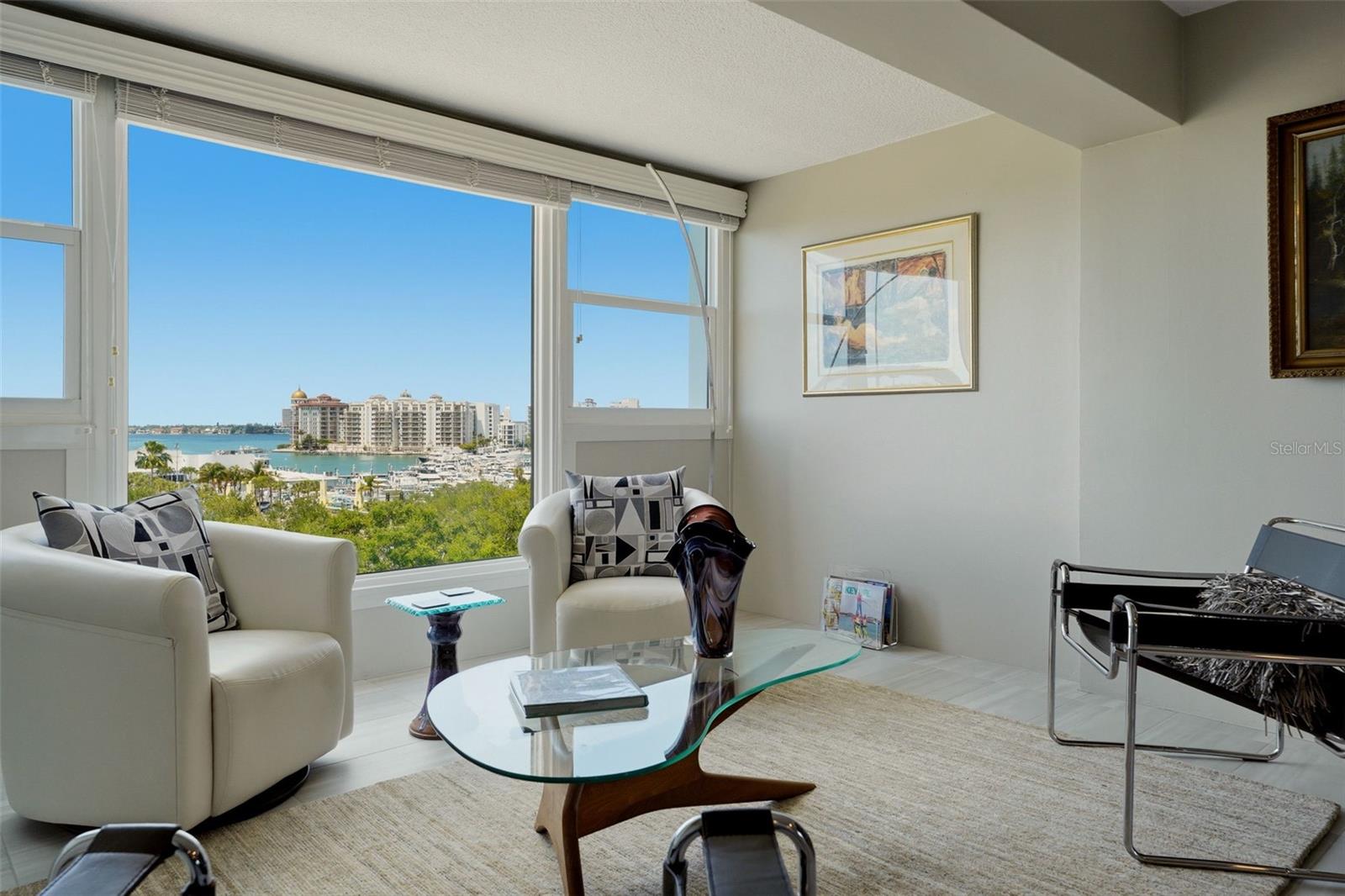 GULFSTREAM TOWERS - Residential