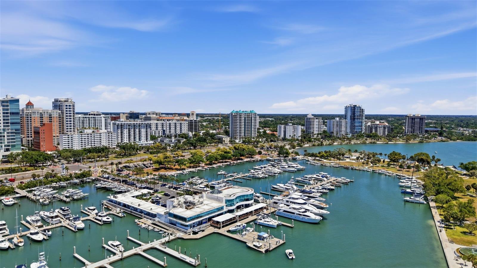 GULFSTREAM TOWERS - Residential