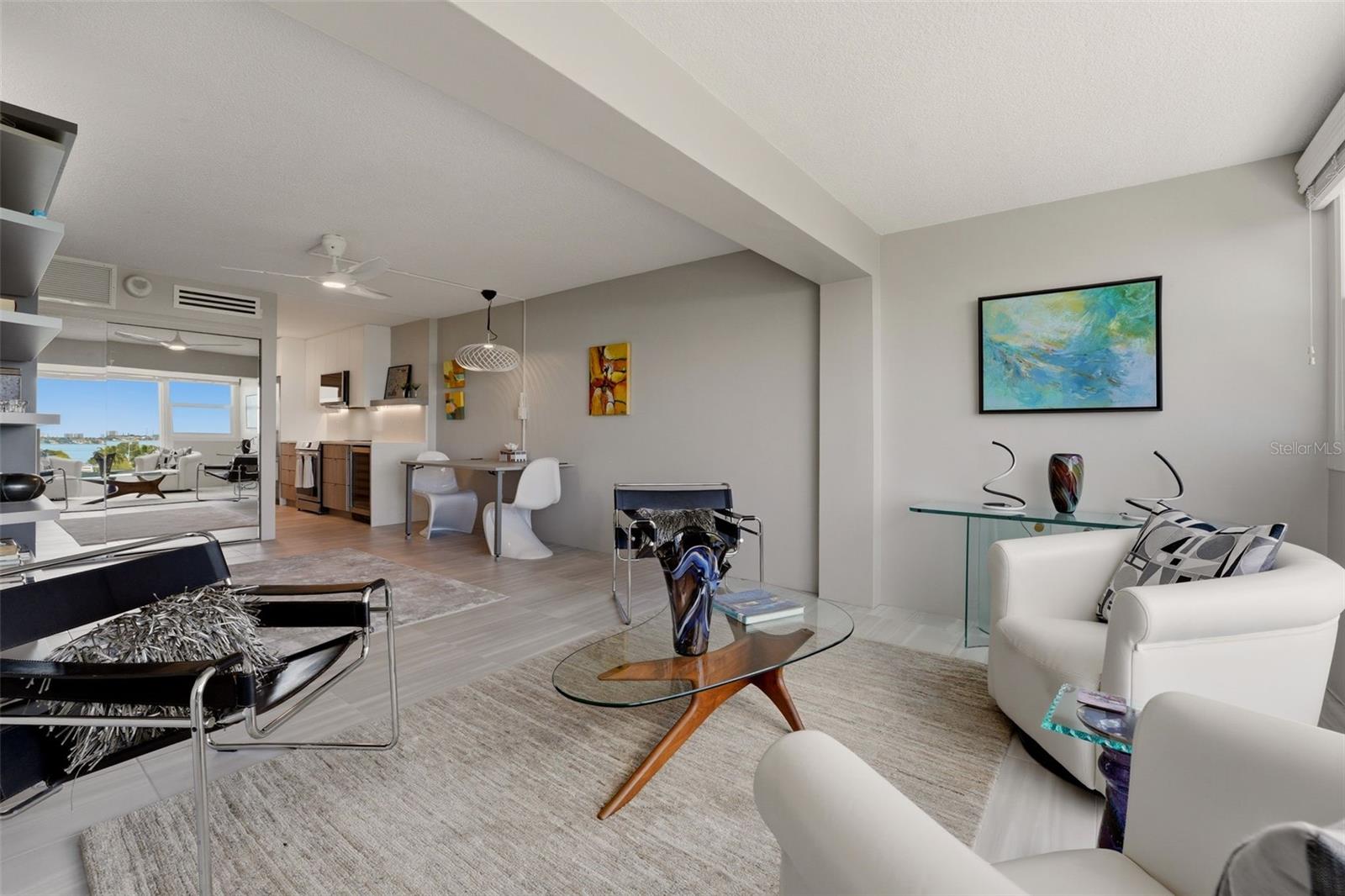 GULFSTREAM TOWERS - Residential