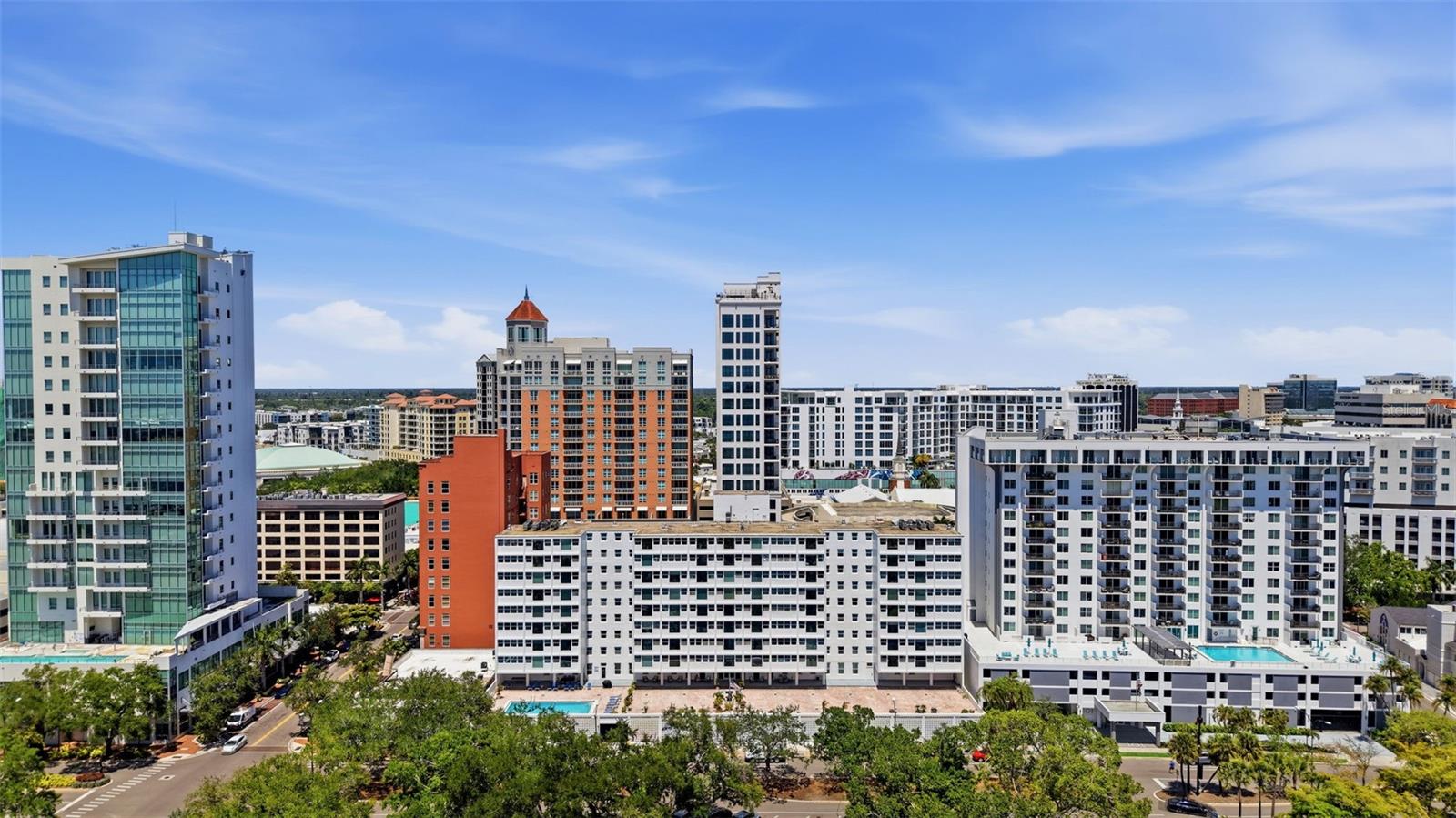 GULFSTREAM TOWERS - Residential