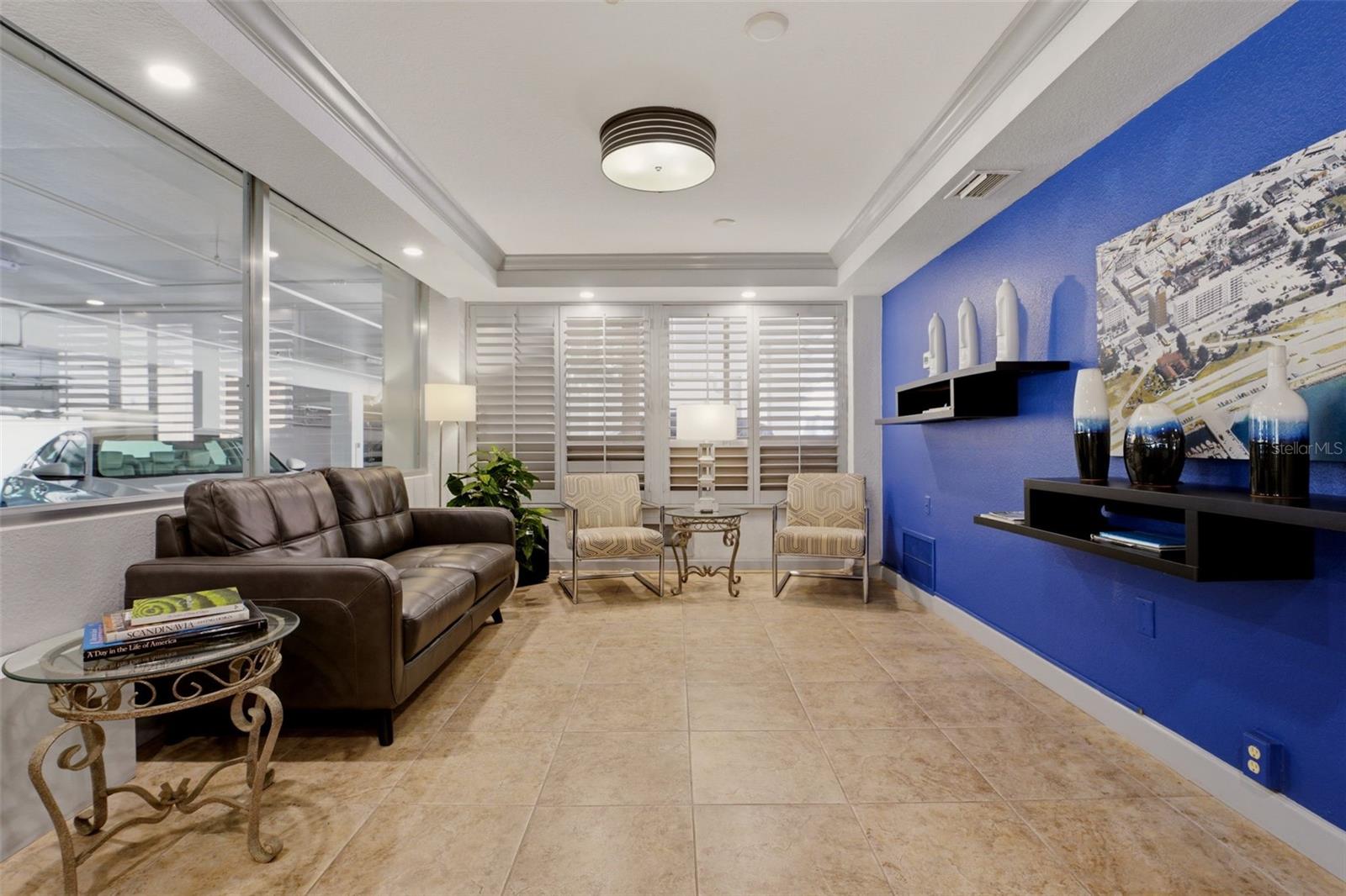 GULFSTREAM TOWERS - Residential