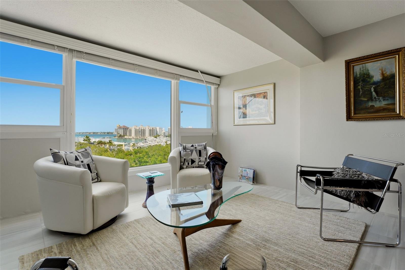 GULFSTREAM TOWERS - Residential