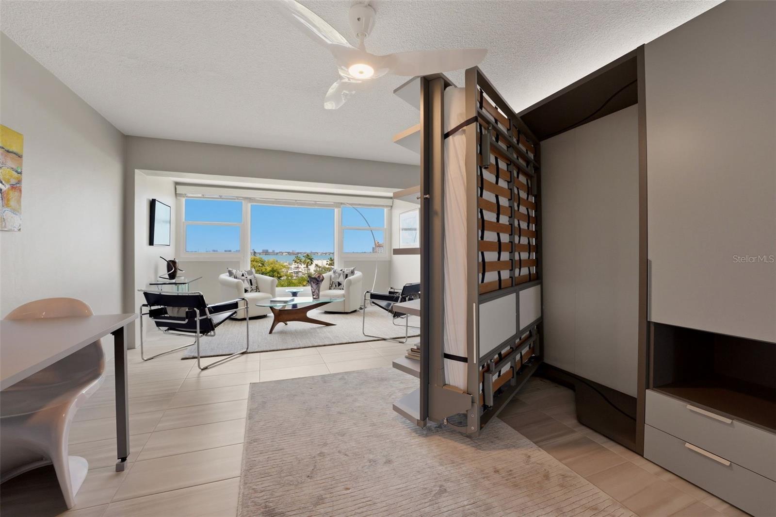 GULFSTREAM TOWERS - Residential