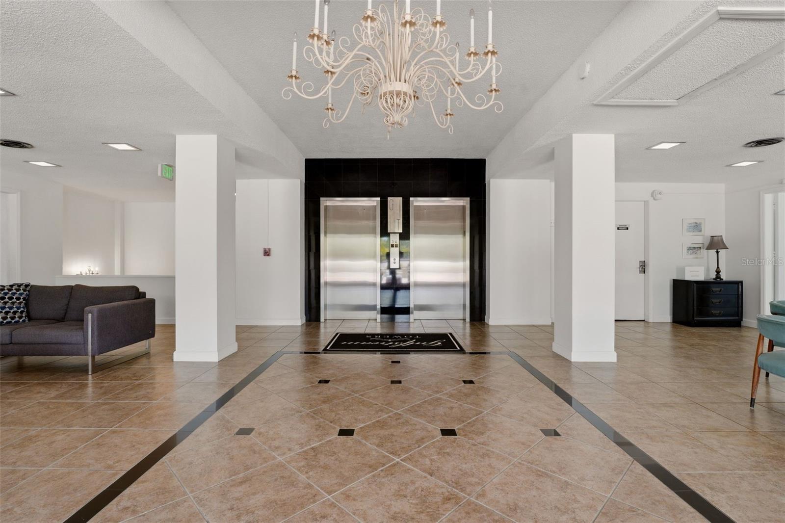 GULFSTREAM TOWERS - Residential