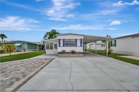 104 E SAINT JOHNS WAY APOLLO BEACH FL 33572