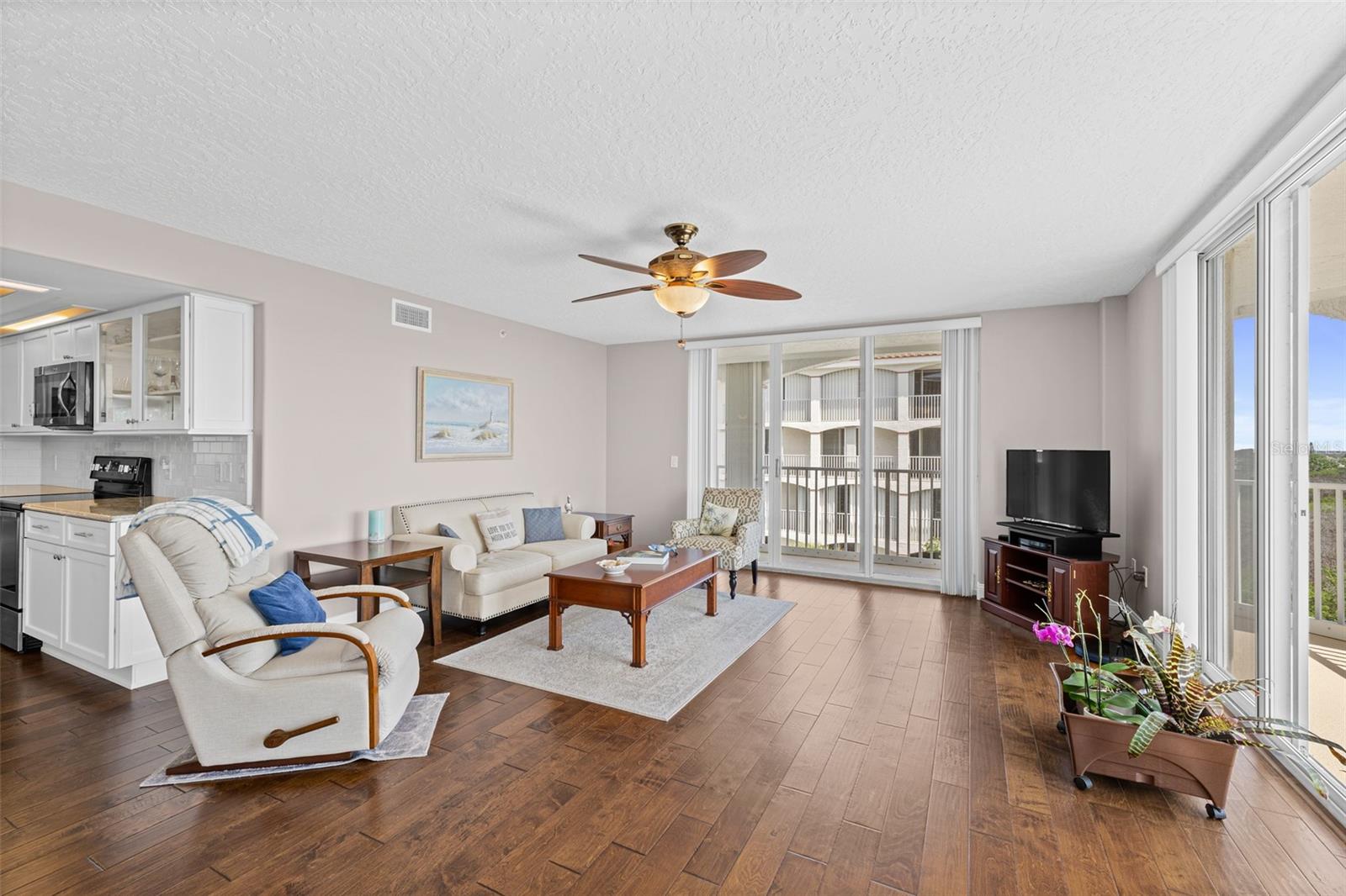 HARBOR DEL RIO CONDO - Residential