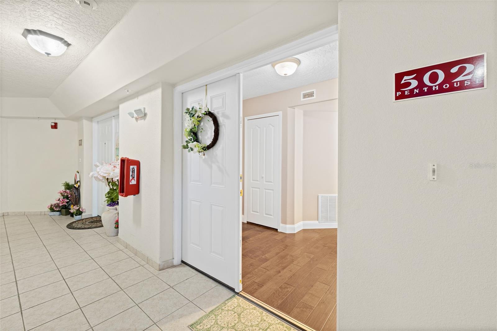 HARBOR DEL RIO CONDO - Residential