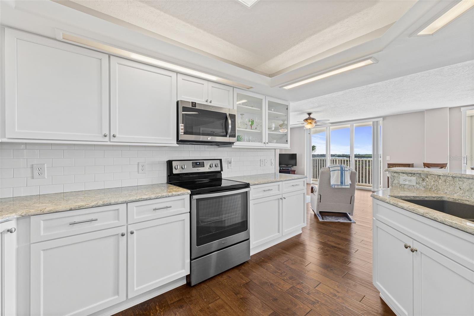 HARBOR DEL RIO CONDO - Residential