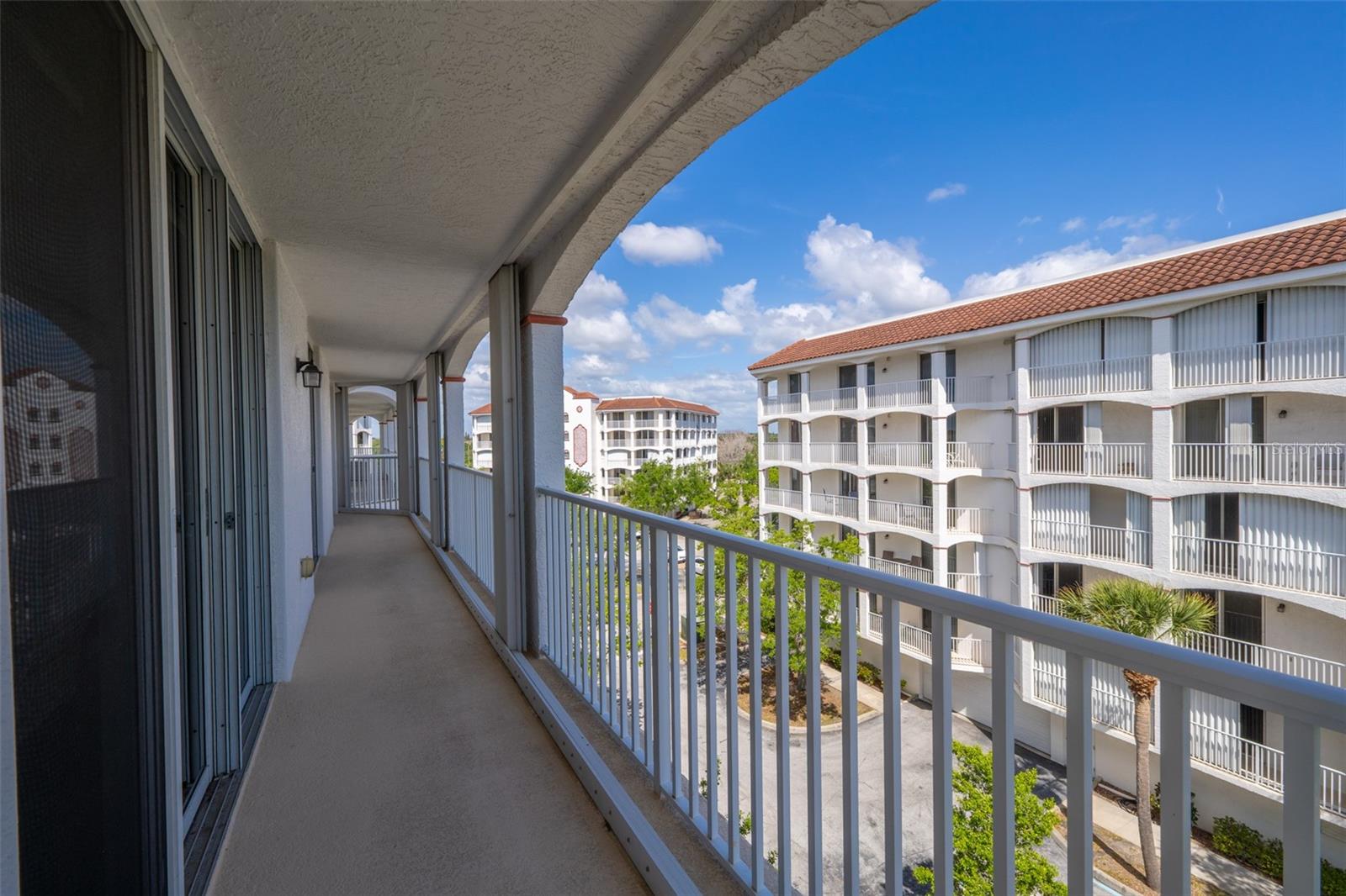 HARBOR DEL RIO CONDO - Residential
