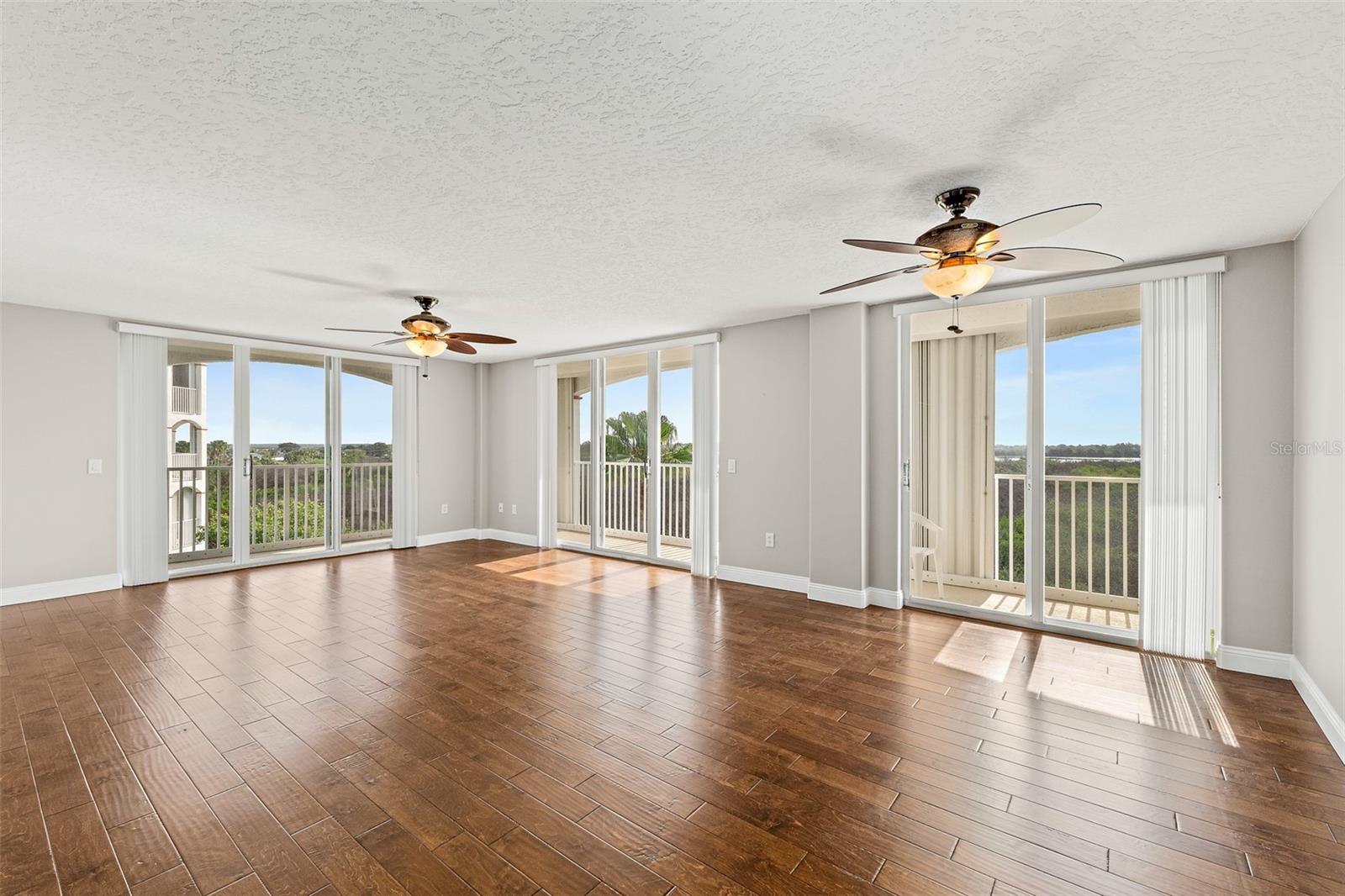 HARBOR DEL RIO CONDO - Residential