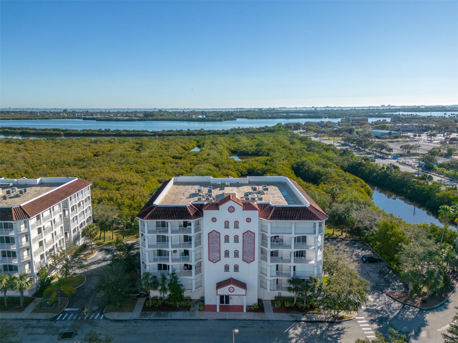 HARBOR DEL RIO CONDO - Residential