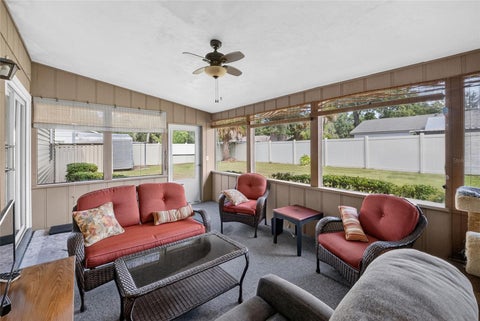 Tiny photo for 5541 SE 22nd Street, Ocala, FL 34480 (MLS # OM731313)