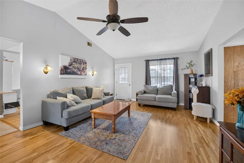 Tiny photo for 5541 SE 22nd Street, Ocala, FL 34480 (MLS # OM731313)