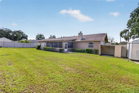 Tiny photo for 5541 SE 22nd Street, Ocala, FL 34480 (MLS # OM731313)