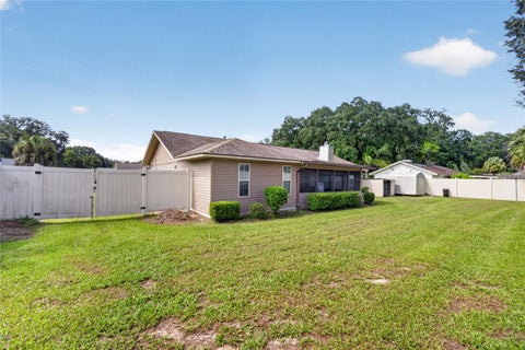Tiny photo for 5541 SE 22nd Street, Ocala, FL 34480 (MLS # OM731313)